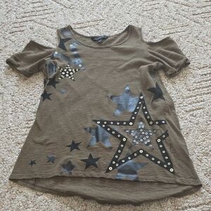 Rock & Republic Cold Shoulder Top Army Green XS